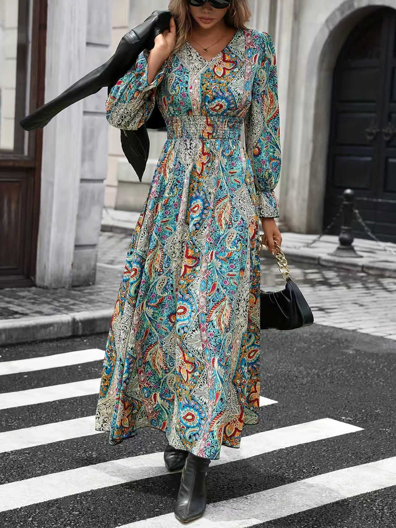 V-Neck Retro Geometric Print Flounce Sleeve Dress