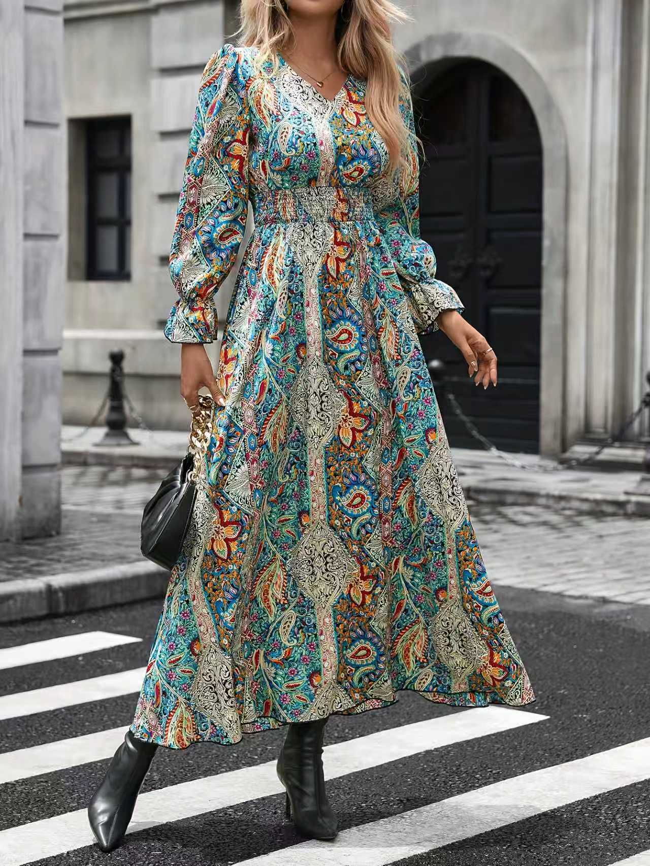 V-Neck Retro Geometric Print Flounce Sleeve Dress