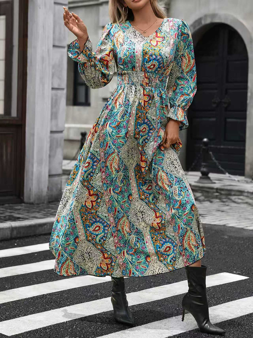 V-Neck Retro Geometric Print Flounce Sleeve Dress