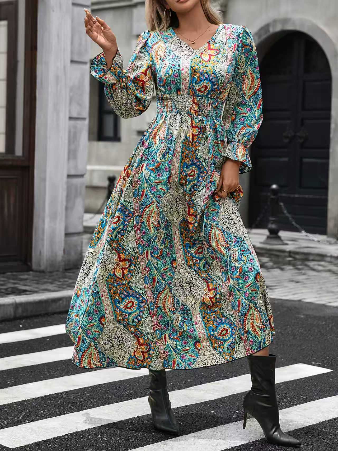 V-Neck Retro Geometric Print Flounce Sleeve Dress
